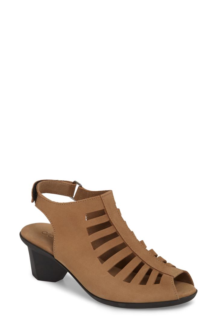 Women's Arche Enexor Sandal Us / 41eu - Beige