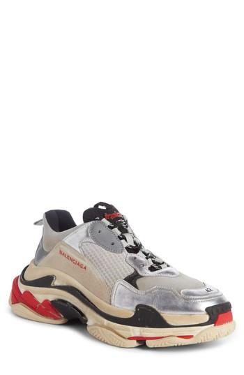 Men's Balenciaga Triple S Retro Sneaker Us / 41eu - White