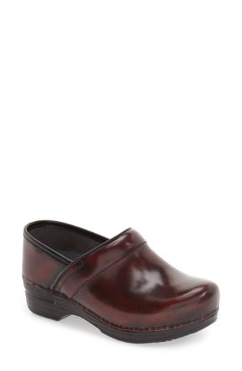 Women's Dansko 'pro Xp' Patent Leather Clog .5-6us / 36eu M - Burgundy