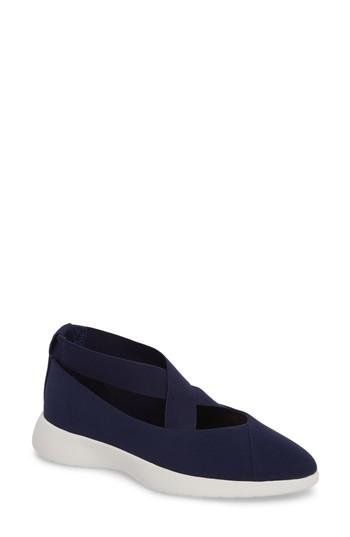 Women's Taryn Rose Danielle Flat M - Blue
