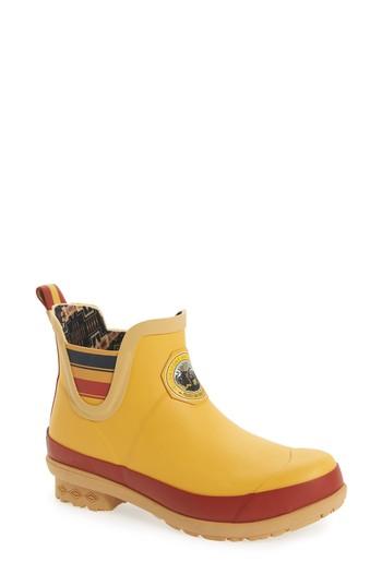 Women's Pendleton Yellowstone National Park Chelsea Rain Boot M - Yellow