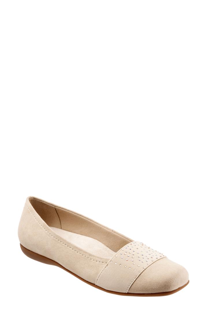 Women's Trotters Samantha Flat .5 N - Beige