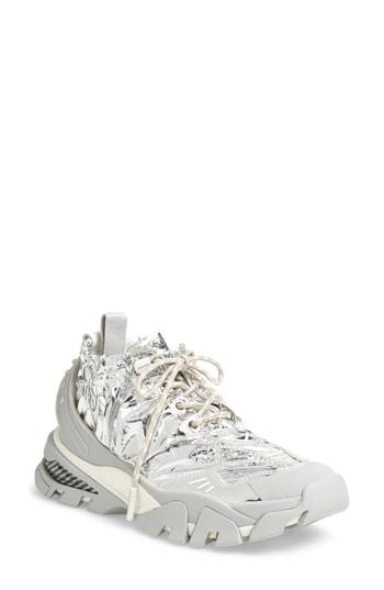 Women's Calvin Klein 205w39nyc Caramene Sneaker .5us / 36.5eu - Grey