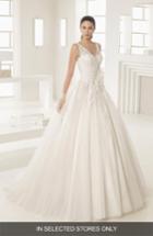 Women's Two By Rosa Clara Octubre V-neck Lace & Tulle Ballgown, Size In Store Only - Beige