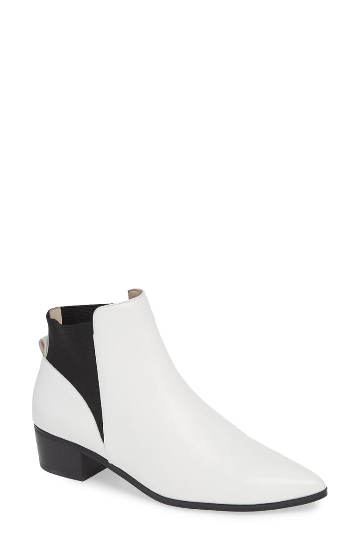 Women's Halogen Skylar Pointy Toe Bootie .5 M - White