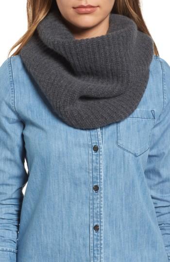 Women's Halogen Cashmere Snood, Size - Grey