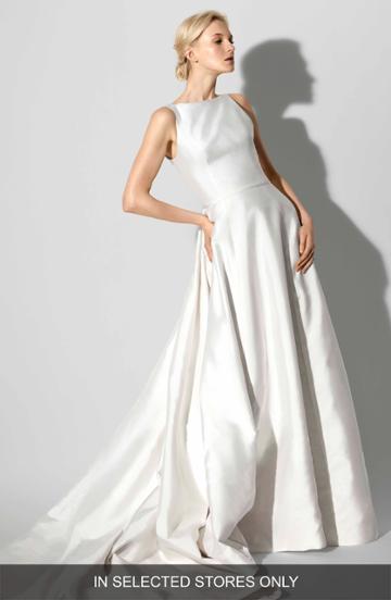 Women's Carolina Herrera Francesca Bateau Neck A-line Gown, Size - Ivory