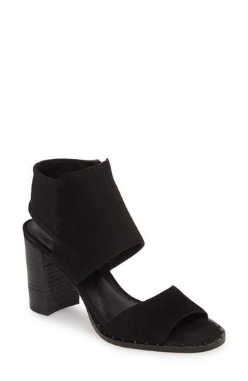 Women's Pelle Moda Grey Sandal M - Black
