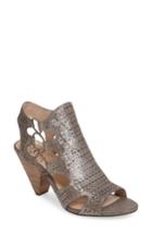 Women's Vince Camuto Eadon Cutout Sandal .5 M - Metallic