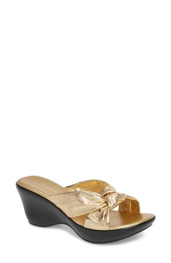 Women's Athena Alexander Soraya Wedge Sandal M - Metallic