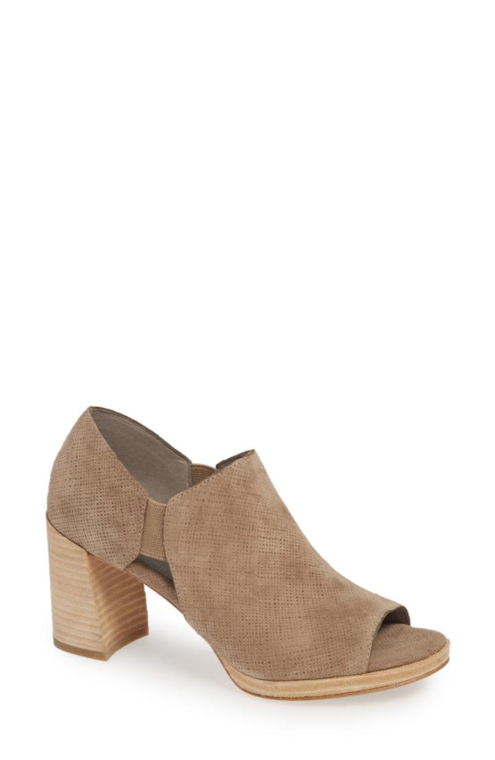 Women's Eileen Fisher Milton Peep Toe Sandal .5 M - Beige
