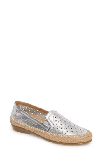 Women's Vaneli Nicki Perforated Espadrille Flat M - Metallic