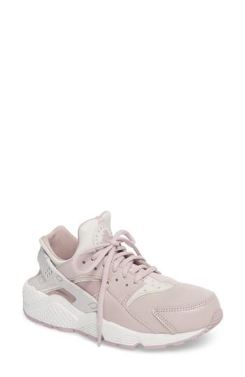 Women's Nike Air Huarache Run Sneaker .5 M - Pink