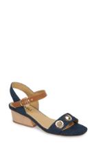 Women's Vaneli Chaddy Sandal M - Blue