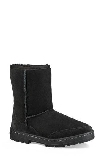 Women's Ugg Ultra Revival Genuine Shearling Short Boot M - Black
