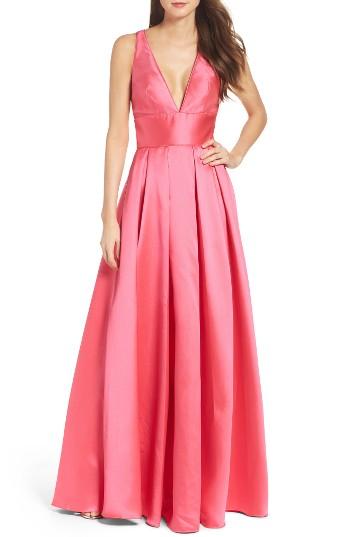 Women's Mac Duggal Satin Twill Ballgown - Red