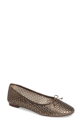Women's Louise Et Cie Congo Perforated Flat .5 M - Metallic