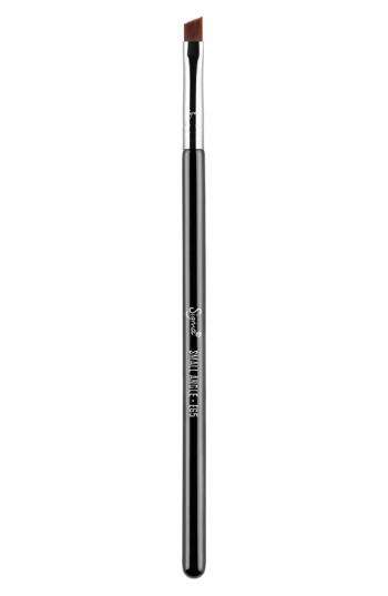 Sigma Beauty E65 Small Angle Brush