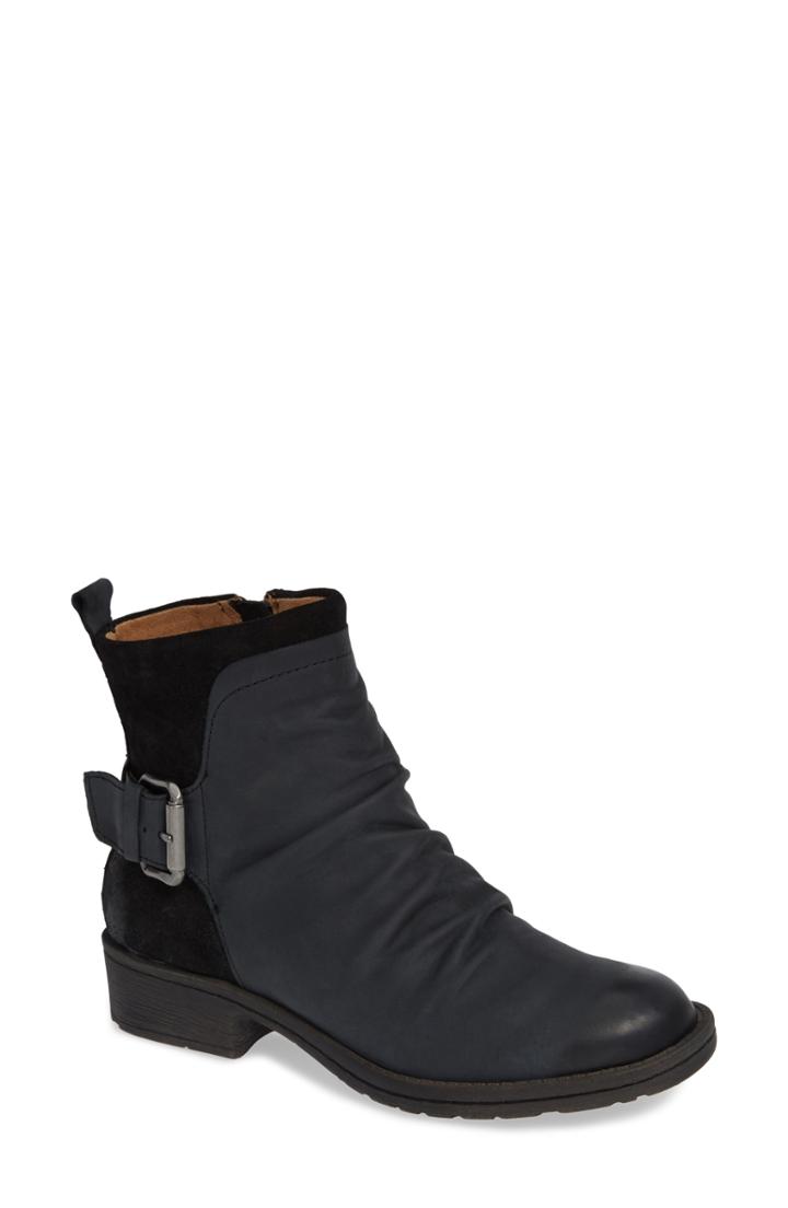 Women's Comfortiva Selas Bootie W - Black