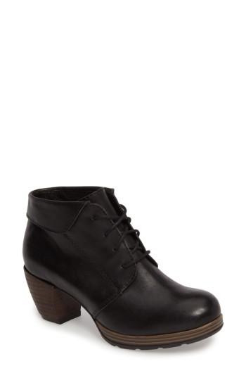 Women's Wolky 'jacquerie' Lace-up Bootie .5-8us / 39eu - Black