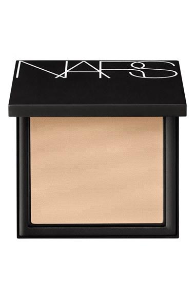 Nars 'all Day' Luminous Powder Foundation - Mont Blanc