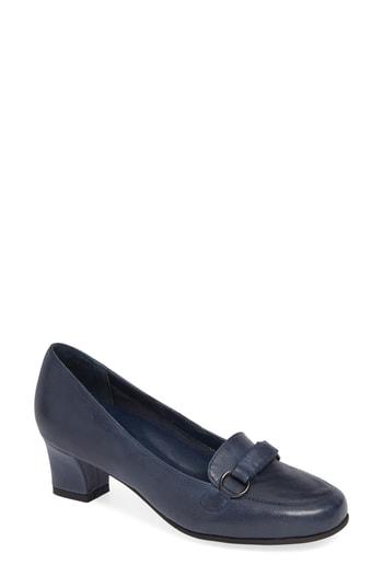 Women's David Tate Perky Loafer Pump M - Blue