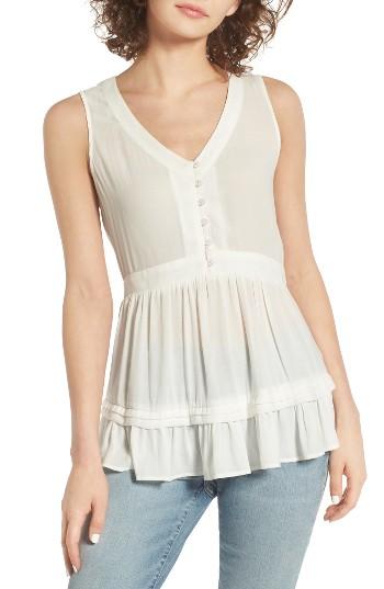 Women's Hinge Ruffle Sleeveless Top