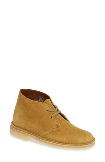 Women's Clarks Desert Bootie M - Brown