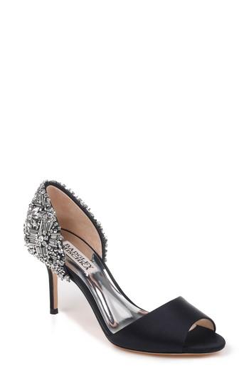 Women's Badgley Mischka Sandie Peep Toe Pump .5 M - Black