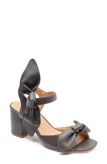 Women's Bill Blass Carmen Knotted Sandal M - Grey