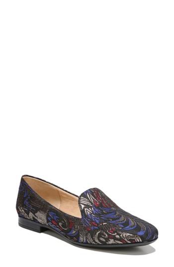 Women's Naturalizer Emiline Flat Loafer .5 M - Black