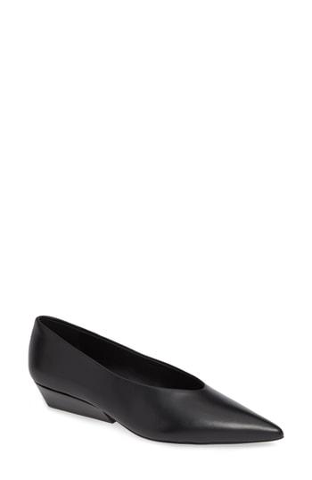 Women's Calvin Klein Jeans Elehanna Pointy Toe Pump M - Black