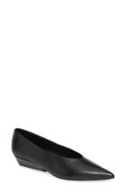 Women's Calvin Klein Jeans Elehanna Pointy Toe Pump M - Black