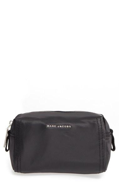 Marc Jacobs 'large Easy' Cosmetics Case, Size - Black