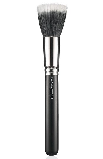 Mac Duo Fiber Face Brush #187