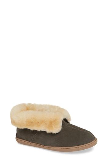 Women's Minnetonka Sheepskin Slipper Bootie M - Grey