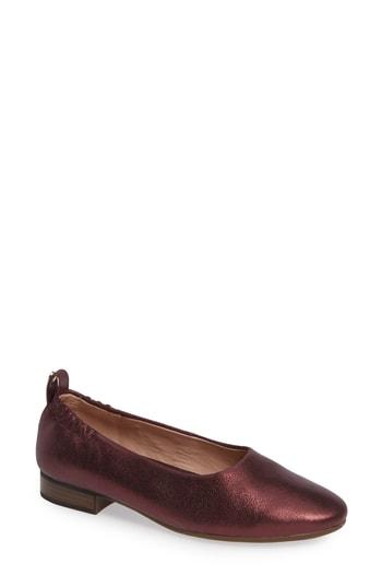 Women's Taryn Rose Bess Flat .5 M - Red