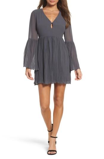 Women's Ali & Jay Rock 'n' Roll Bell Sleeve Dress