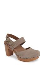Women's Dansko Dotty Sandal .5-9us / 39eu M - Beige
