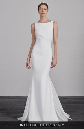 Women's Pronovias Eol Beaded String Back Mermaid Gown, Size In Store Only - Ivory