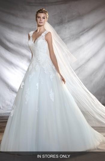 Women's Pronovias Olegaria Ballgown, Size In Store Only - Ivory