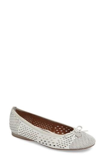 Women's Tamaris Alena Perforated Flat Eu - White