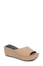 Women's Marc Fisher Ltd Yailyn Platform Slide Sandal .5 M - Brown
