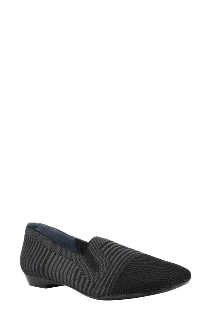 Women's J.renee Martyne Smoking Slipper .5 D - Grey