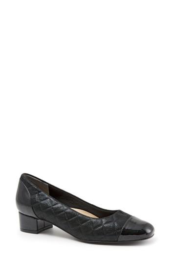 Women's Trotters 'signature Danelle' Pump .5 M - Black