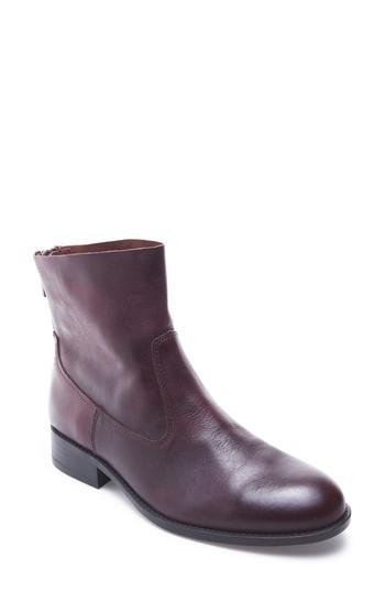 Women's Adam Tucker Logan Bootie .5 M - Red