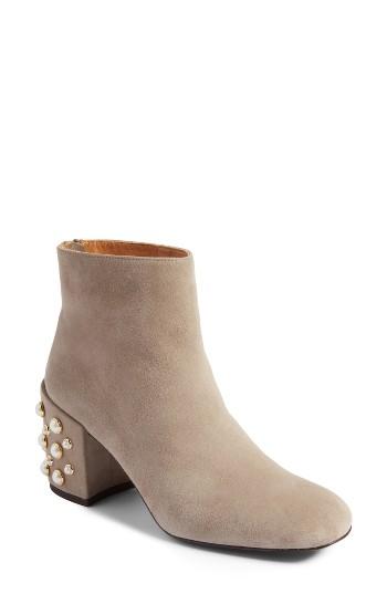 Women's Stuart Weitzman Pearlbacari Bootie .5 M - Beige