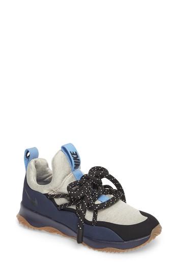 Women's Nike City Loop Sneaker .5 M - Blue