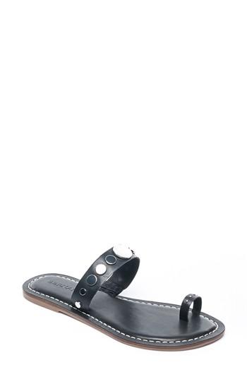 Women's Bernardo Mattie Toe Ring Sandal .5 M - Black