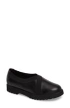 Women's Clarks Bellevue Cedar Loafer M - Black
